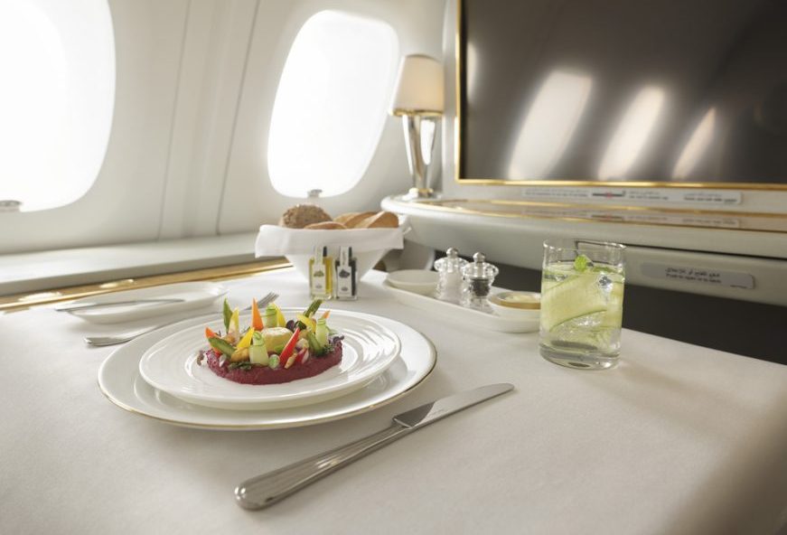 Emirates, “gerçek gıda” vegan menüye geçiyor