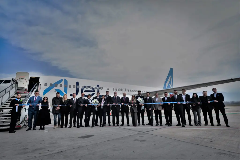 AJet, hem İstanbul Sabiha Gökçen, hem de Ankara’dan Tiran’a uçuyor