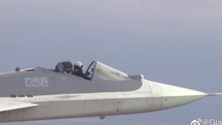 Su-57’den kanopisiz uçuş